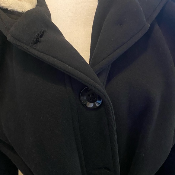 Gently Loved. IRIS Basic Woman’s Coat. Black 2 Side pockets, Button up &Tie - Picture 2 of 11